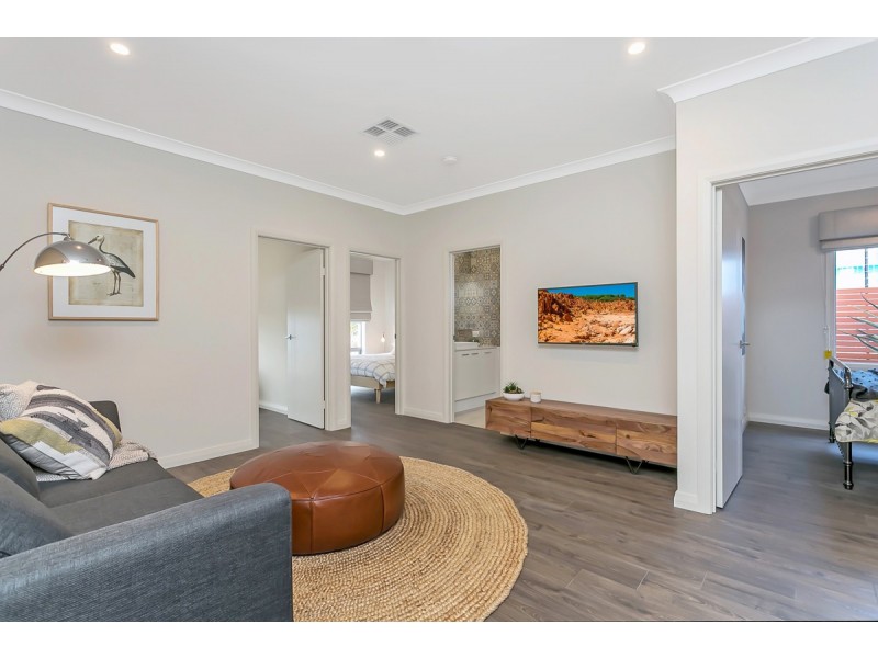 50 Vista Parade, Seaford Heights SA 5169