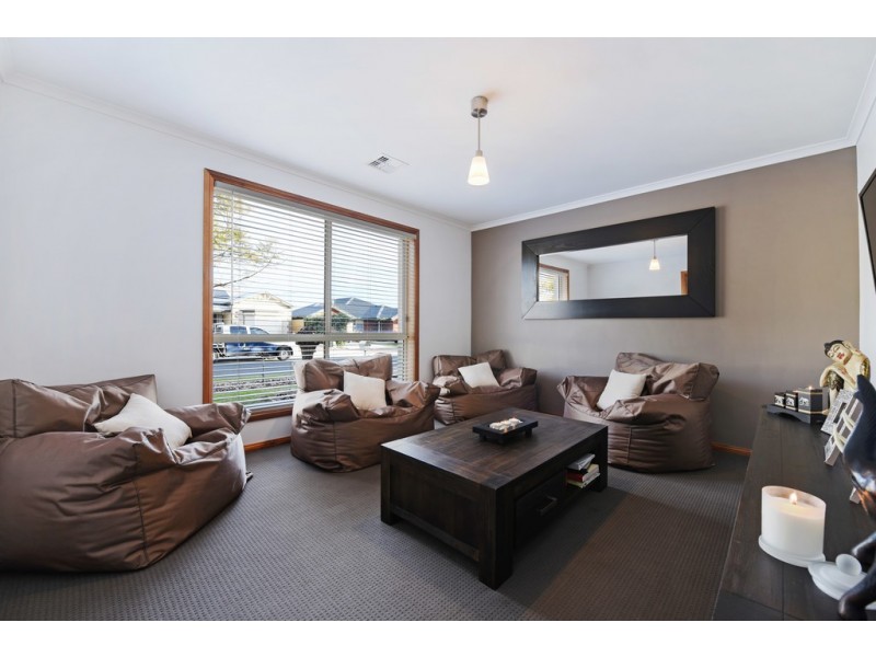 35 Mast Avenue, Seaford Meadows SA 5169