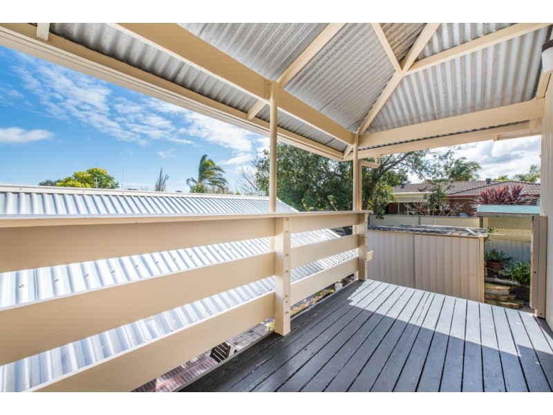 9 Amberly Drive, Happy Valley SA 5159