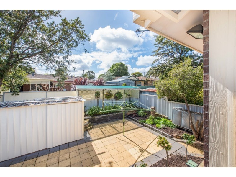 9 Amberly Drive, Happy Valley SA 5159