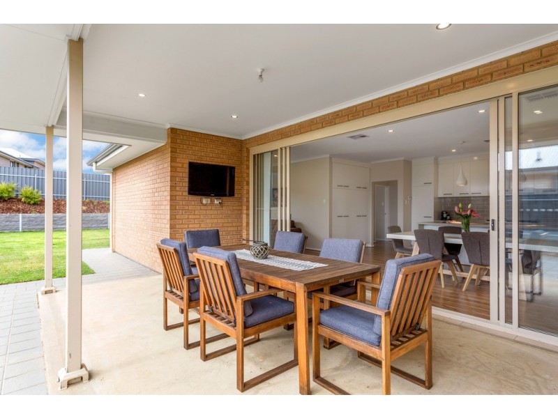 28 Aurora Circuit, Meadows SA 5201