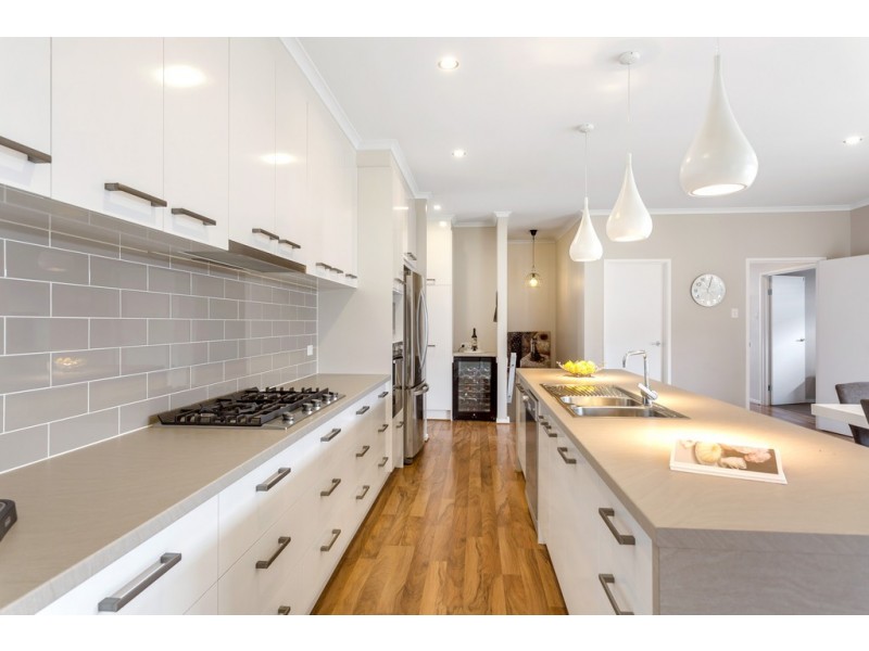 28 Aurora Circuit, Meadows SA 5201