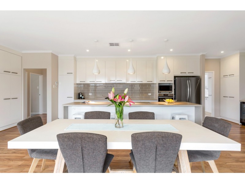 28 Aurora Circuit, Meadows SA 5201