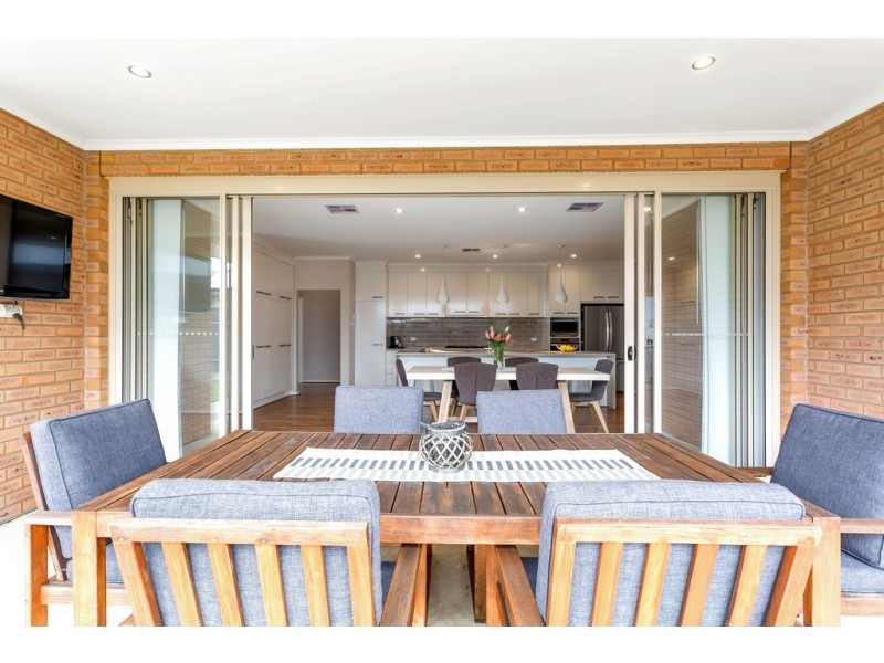 28 Aurora Circuit, Meadows SA 5201