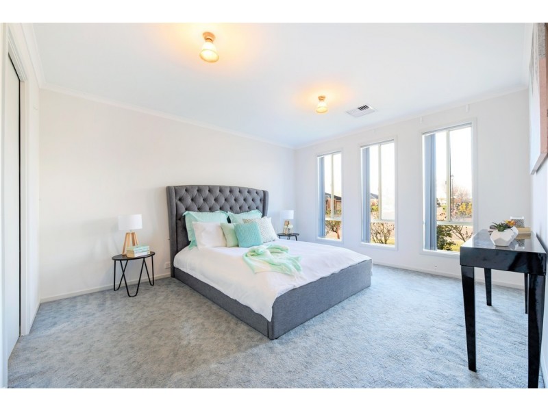 11 Miranda Place, Seaford Meadows SA 5169