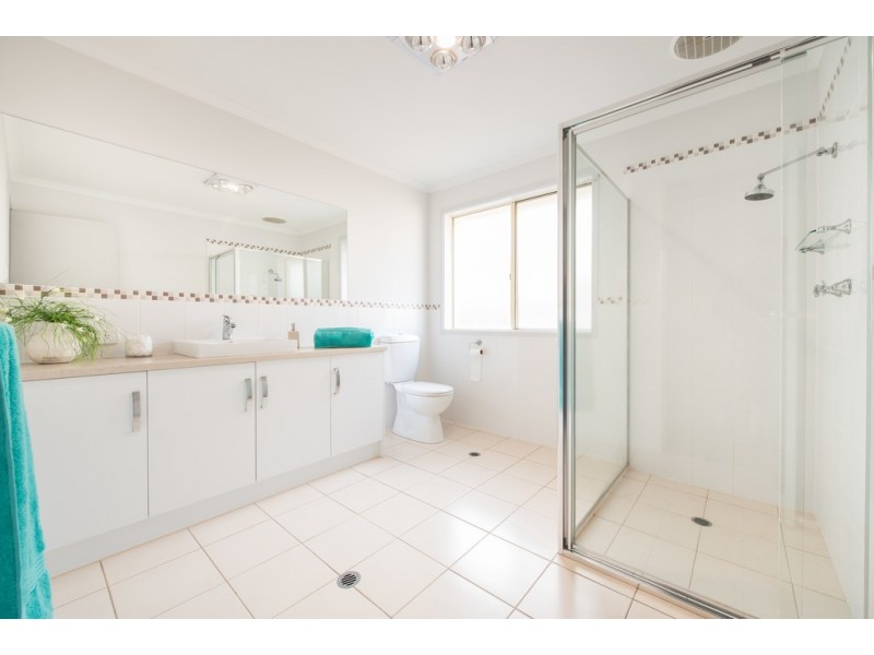 11 Miranda Place, Seaford Meadows SA 5169