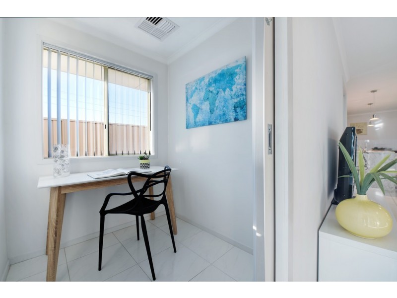 11 Miranda Place, Seaford Meadows SA 5169