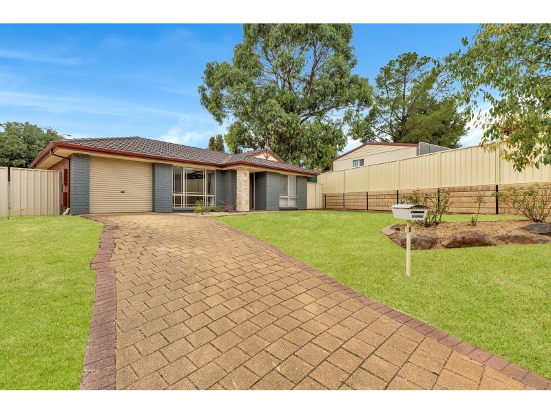 8 Hamilton Court, Sheidow Park SA 5158