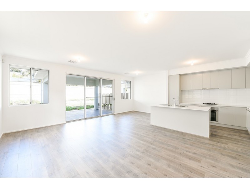 30 Limbert Ave, Seacombe Gardens SA 5047