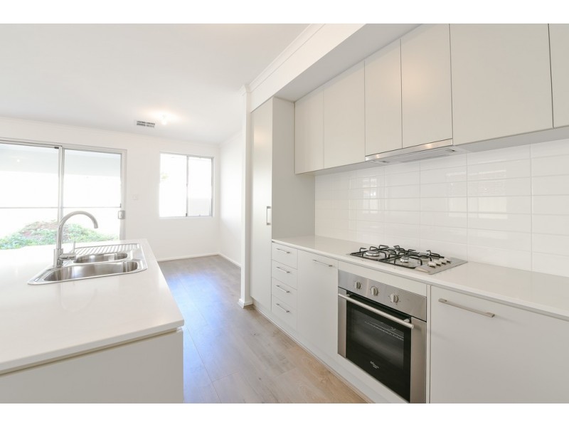 30 Limbert Ave, Seacombe Gardens SA 5047