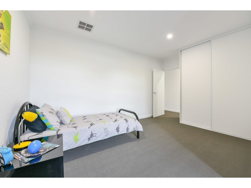 18 Oceanview Road, Christies Beach SA 5165