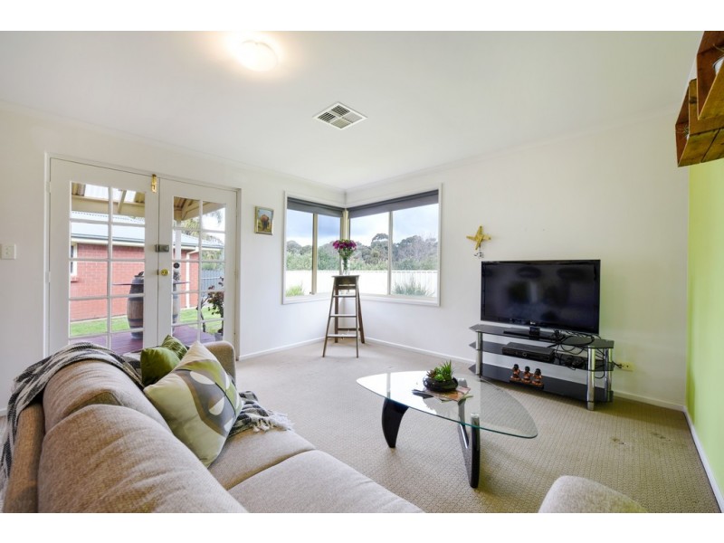 12 John Walk, Flagstaff Hill SA 5159