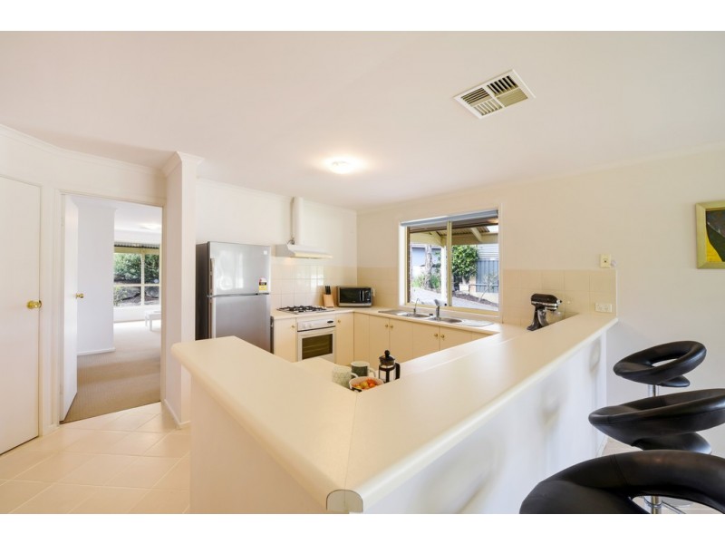 12 John Walk, Flagstaff Hill SA 5159