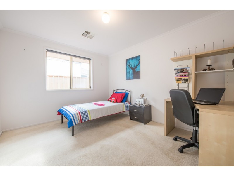 12 John Walk, Flagstaff Hill SA 5159