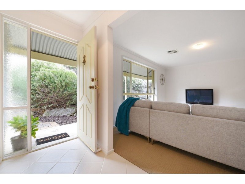 12 John Walk, Flagstaff Hill SA 5159