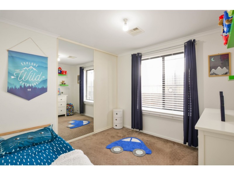 16 Edithburgh Avenue, Seaford Rise SA 5169