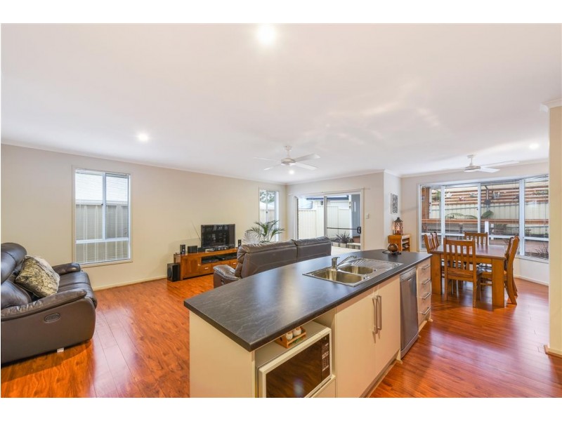 14 Atkins Crescent, Morphett Vale SA 5162