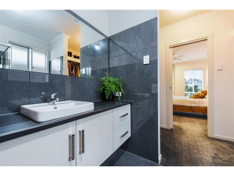 14 Atkins Crescent, Morphett Vale SA 5162