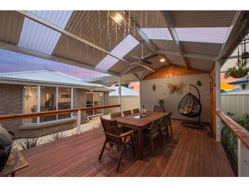 14 Atkins Crescent, Morphett Vale SA 5162