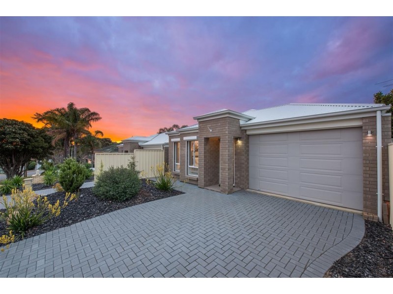 14 Atkins Crescent, Morphett Vale SA 5162