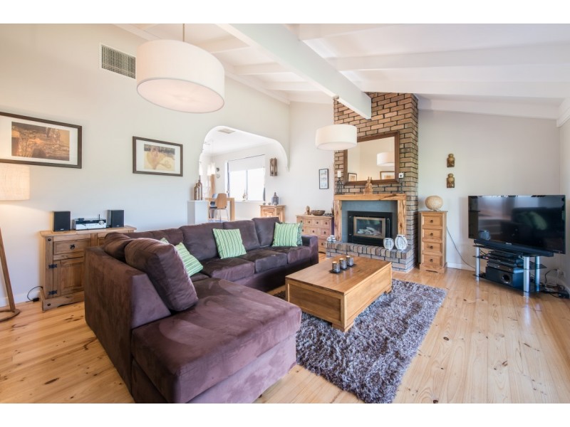 8 Mark Court, O’halloran Hill SA 5158