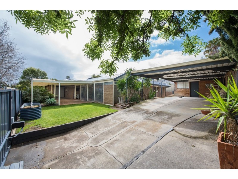 51 Barramundi Drive, Hallett Cove SA 5158