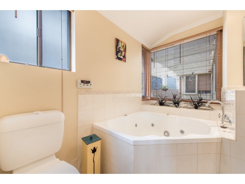 51 Barramundi Drive, Hallett Cove SA 5158