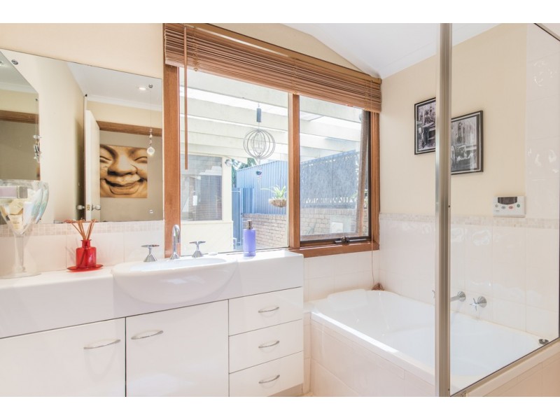 51 Barramundi Drive, Hallett Cove SA 5158