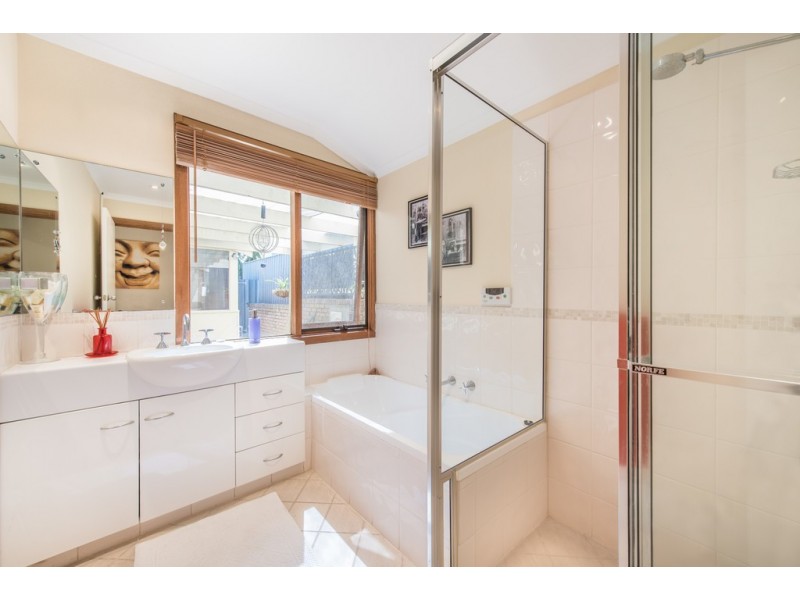 51 Barramundi Drive, Hallett Cove SA 5158