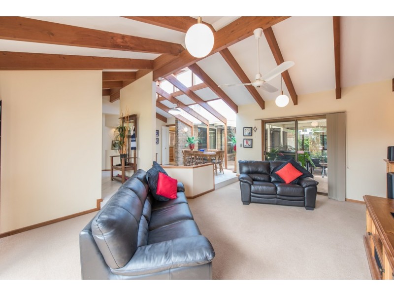 51 Barramundi Drive, Hallett Cove SA 5158