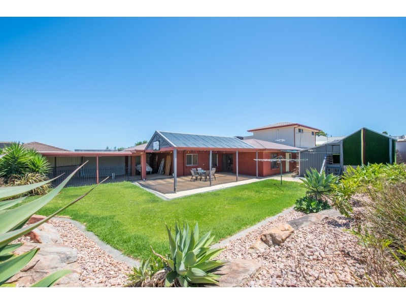 22 Antonia Circuit, Hallett Cove SA 5158