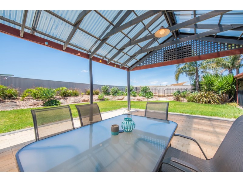 22 Antonia Circuit, Hallett Cove SA 5158