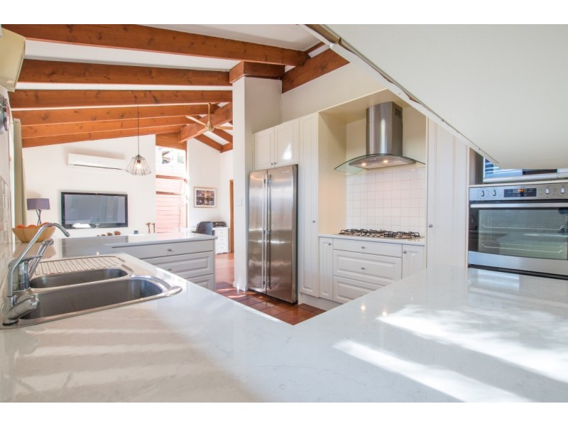 4 Bengalee Street, Flagstaff Hill SA 5159