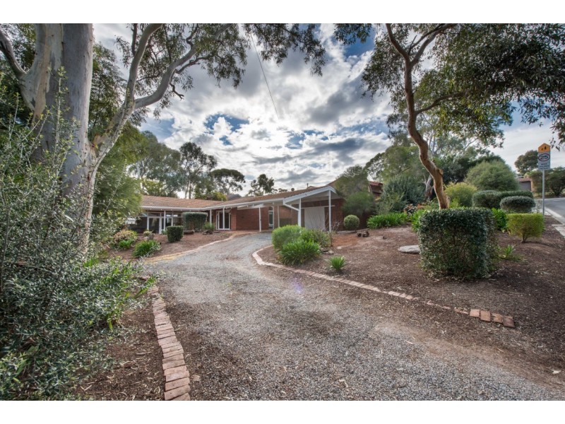 4 Bengalee Street, Flagstaff Hill SA 5159