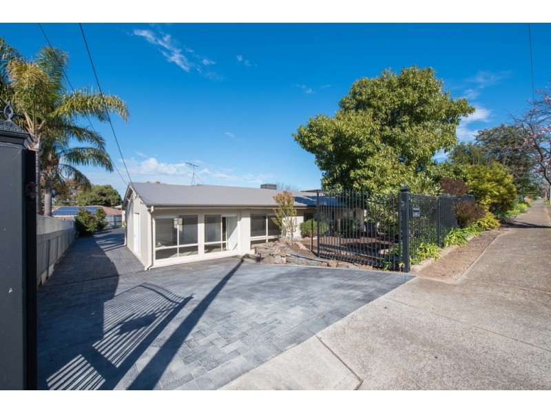 28 Glenda Avenue, Morphett Vale SA 5162