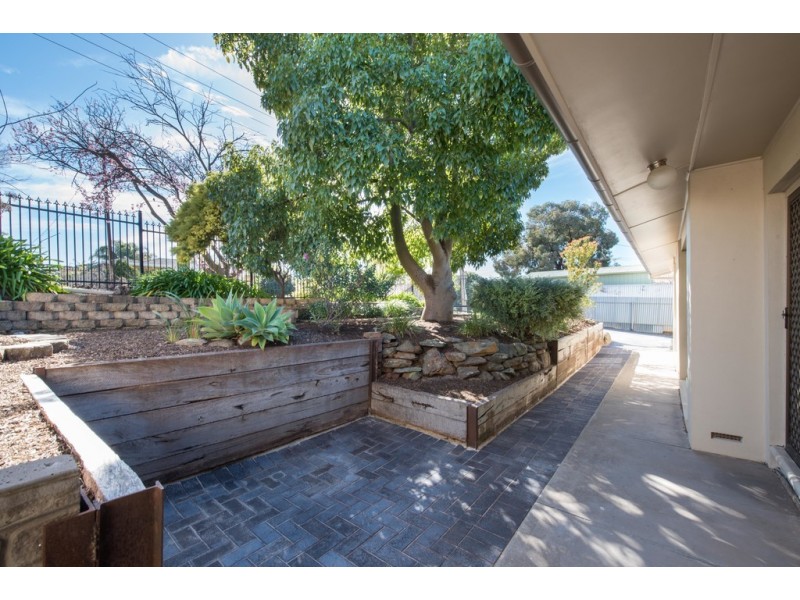 28 Glenda Avenue, Morphett Vale SA 5162