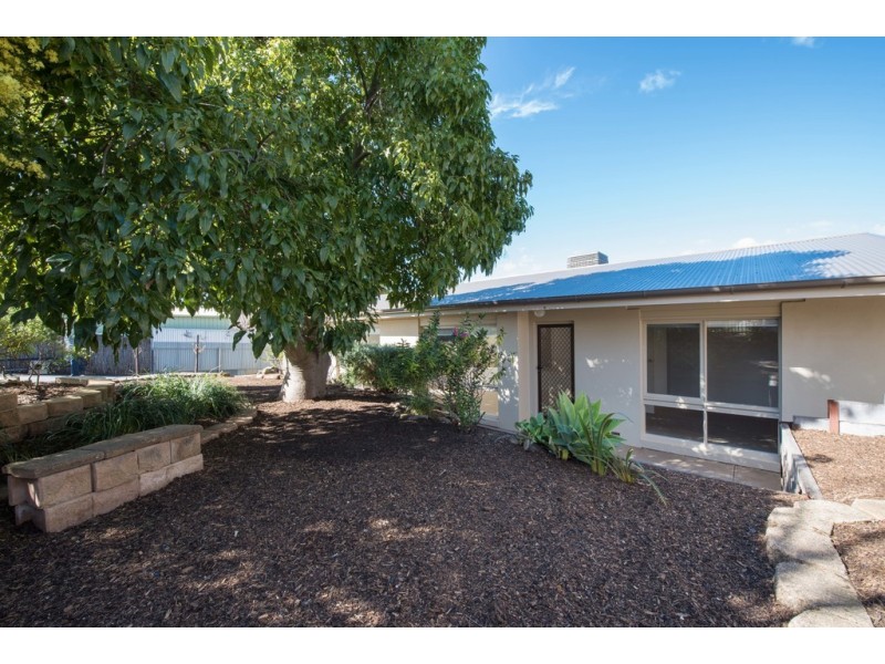 28 Glenda Avenue, Morphett Vale SA 5162