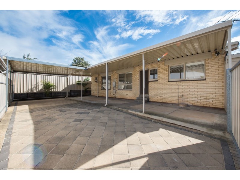 28 Glenda Avenue, Morphett Vale SA 5162