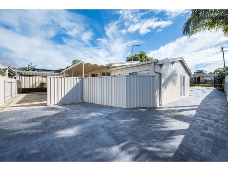 28 Glenda Avenue, Morphett Vale SA 5162