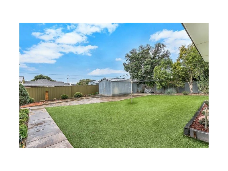 11 Gilbertson Road, Seacliff Park SA 5049