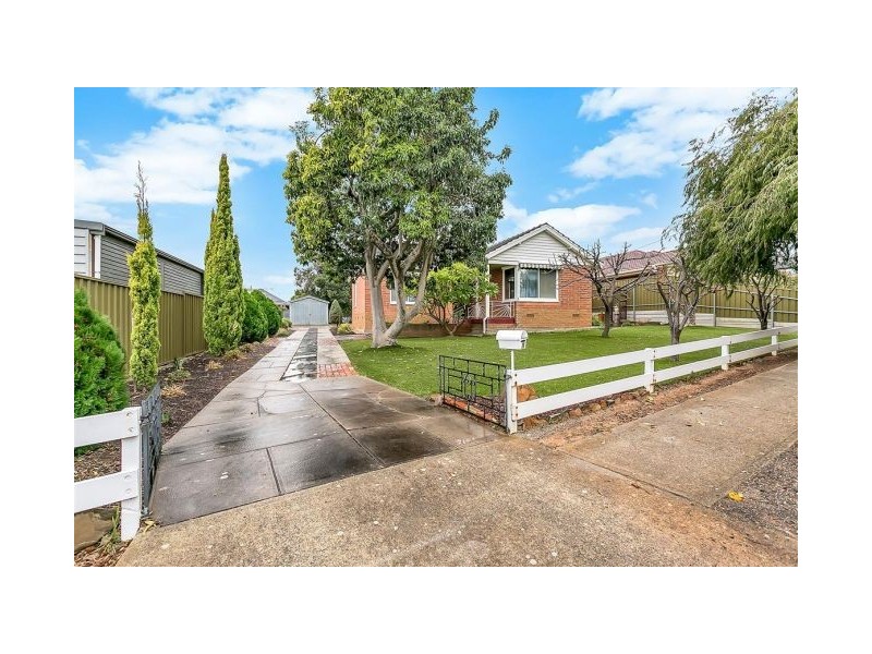 11 Gilbertson Road, Seacliff Park SA 5049