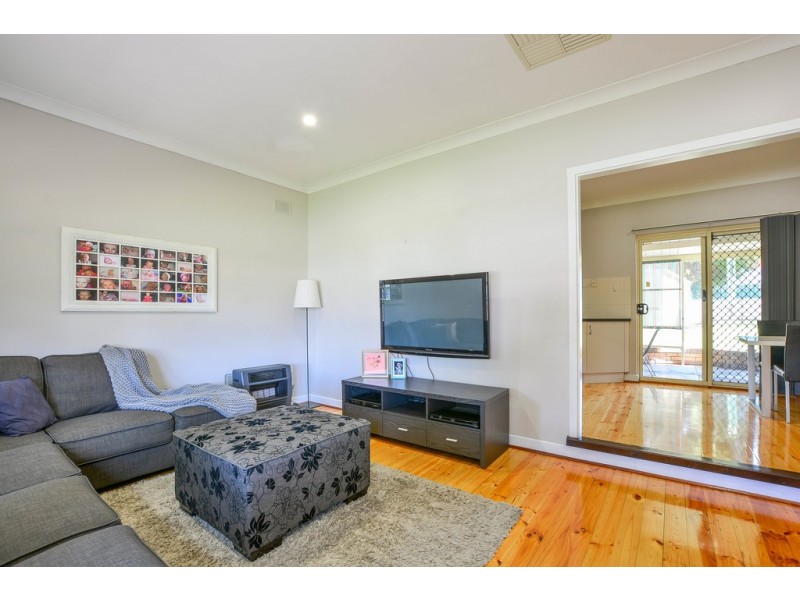 17 Judith Crescent, Morphett Vale SA 5162