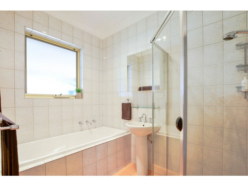 17 Judith Crescent, Morphett Vale SA 5162