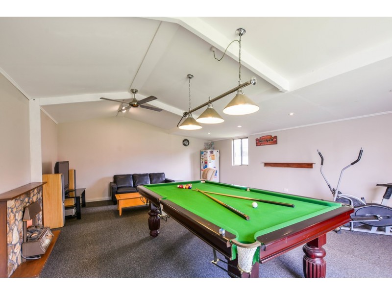 17 Judith Crescent, Morphett Vale SA 5162