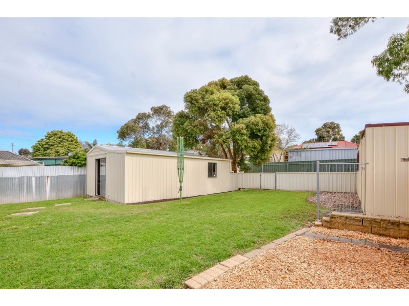 17 Judith Crescent, Morphett Vale SA 5162