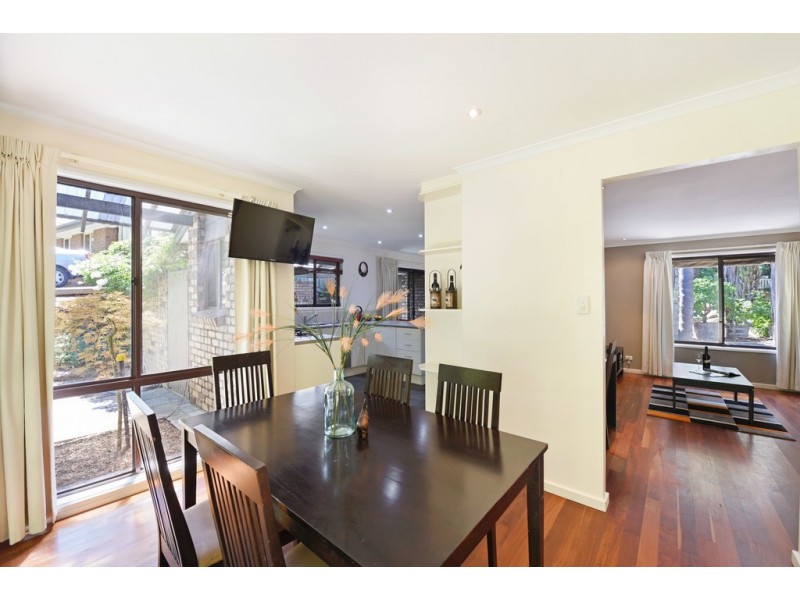 9 Chifley Crescent, Trott Park SA 5158