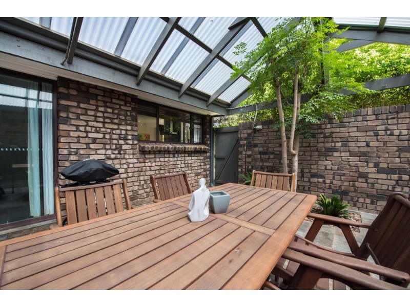 9 Chifley Crescent, Trott Park SA 5158