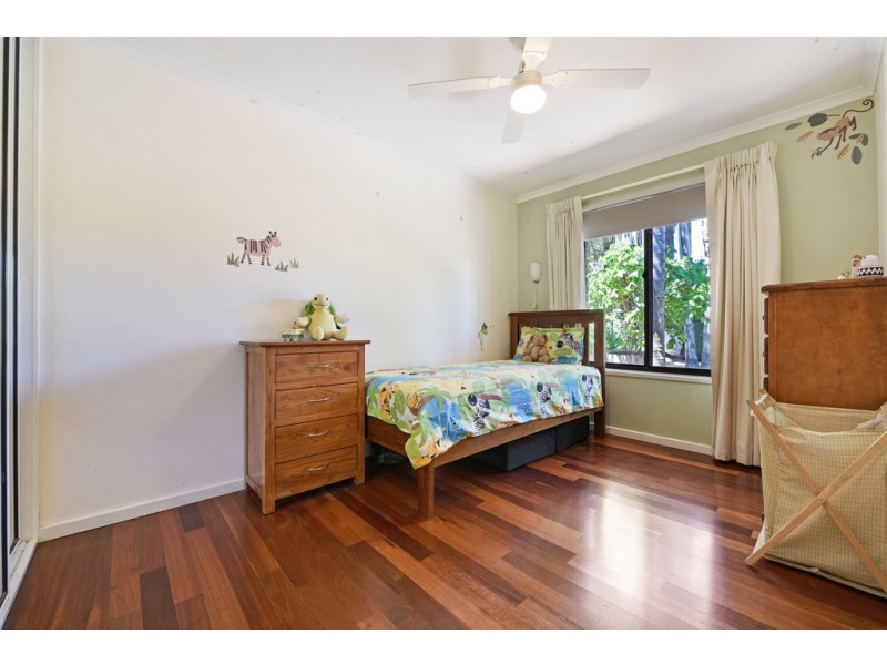 9 Chifley Crescent, Trott Park SA 5158