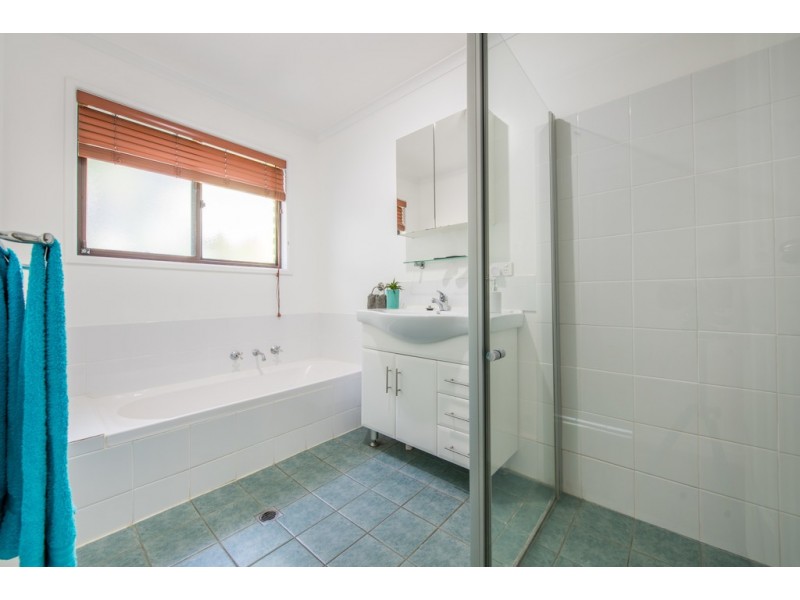 9 Chifley Crescent, Trott Park SA 5158