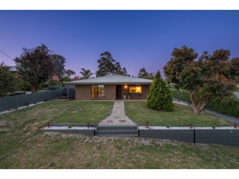 24 Arthur Road, Mount Compass SA 5210